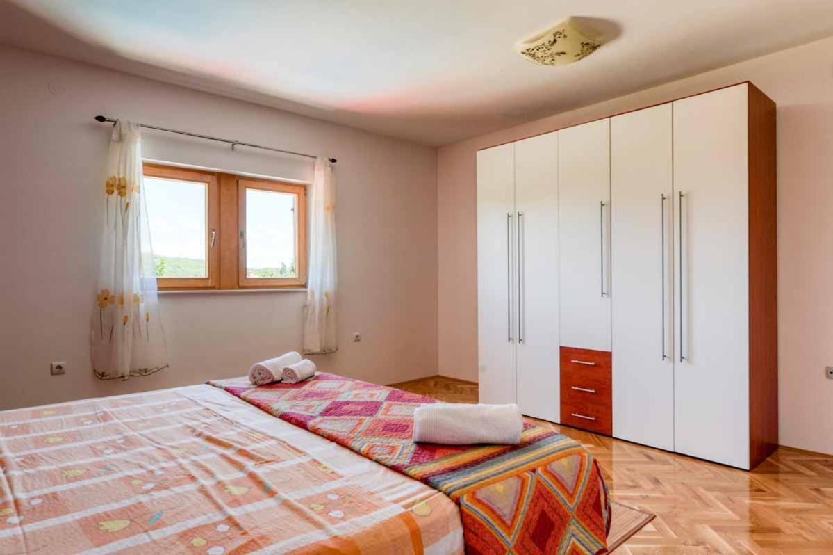 House Melly With Swimming Pool Villa Rovinjsko Selo Buitenkant foto
